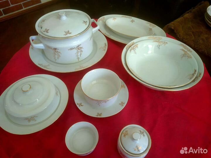 Новый столовый сервиз 34 предмета