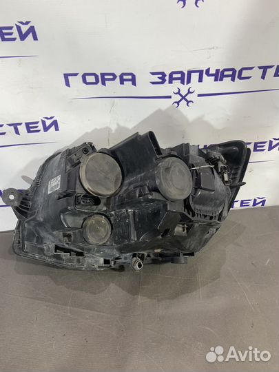 Фара правая Volkswagen Multivan T6 (2016-2020)