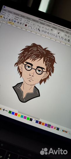 Вышивка на одежде машинная логотипы дизайны