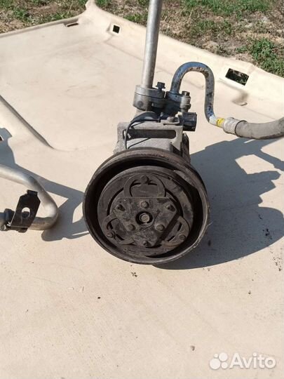 Компрессор кондиционера Nissan Note E11 2005-2013