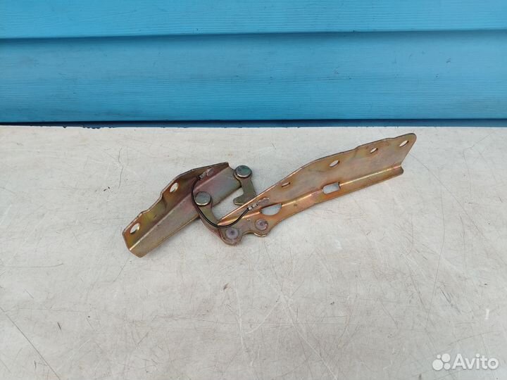 Петля капота dodge neon 00-05