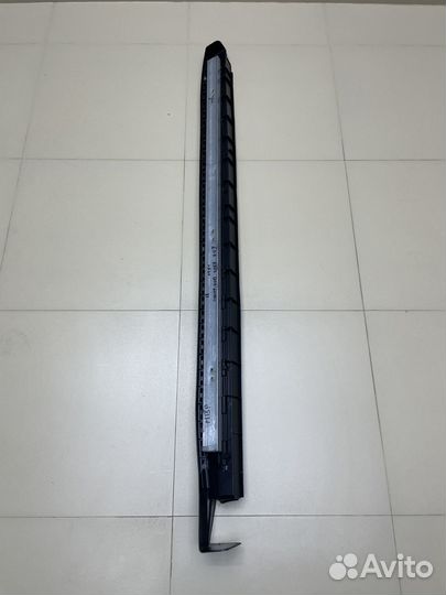 Подножка правая Toyota RAV4 (XA40) 15-19г