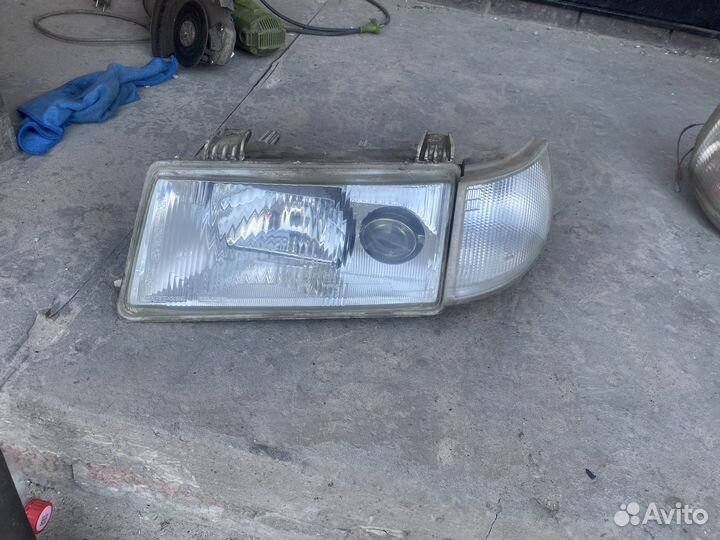 Фара 2110
