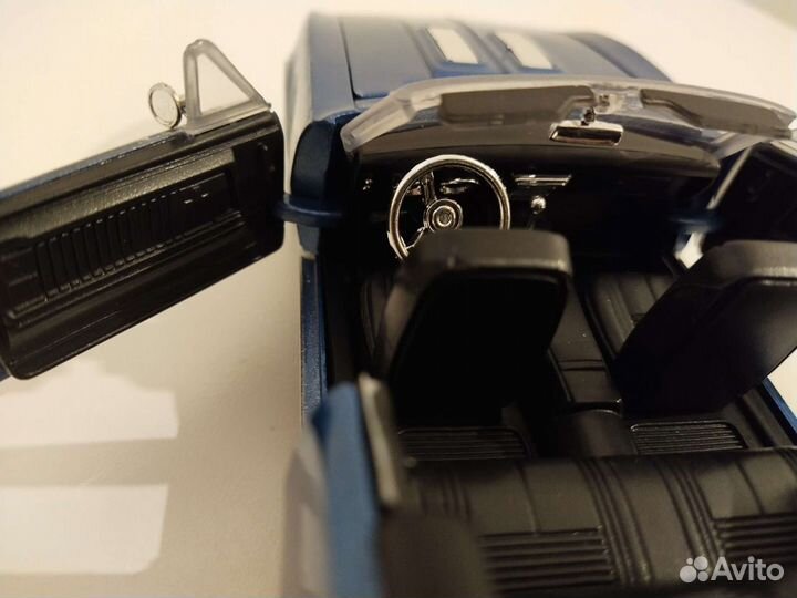 Модель 1:24, 1967 Chevy Camaro SS