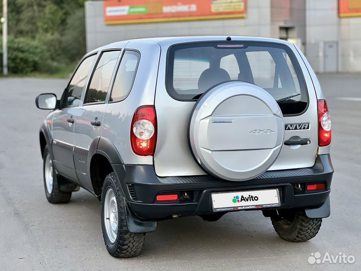 Chevrolet Niva 1.7 МТ, 2010, 110 000 км