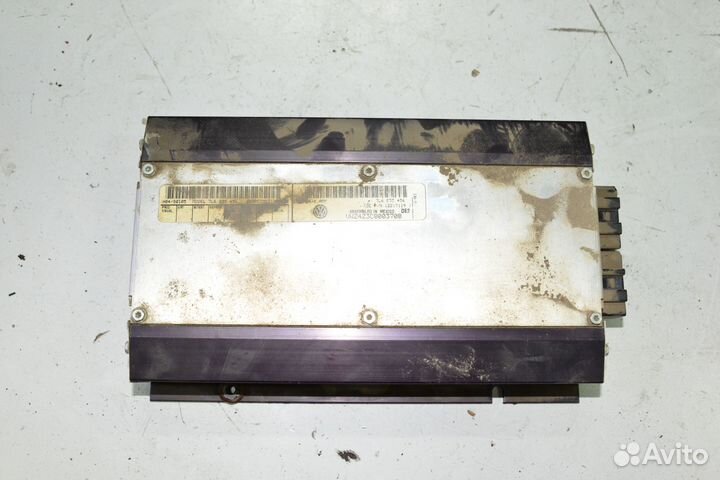 Усилитель звука VW Touareg 1 7L6035456