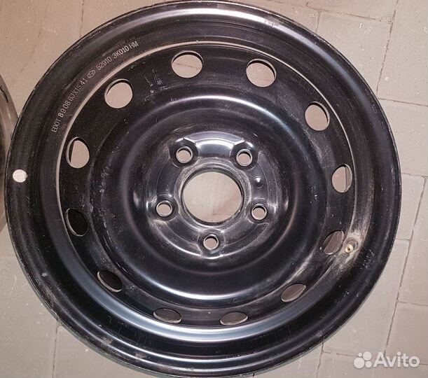 Диски штампованные оригинальные R15 52910-3K010