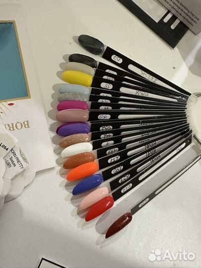 Контейнер с гель лаками