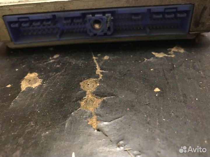 Блок управления двс Nissan Presage