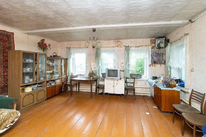 Дом 48 м² на участке 11 сот.