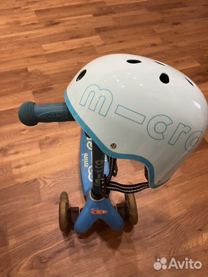 Самокат и шлем micro