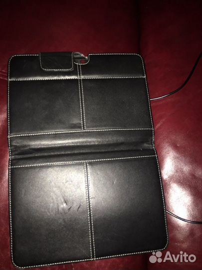 Кожанный чехол для планшетa