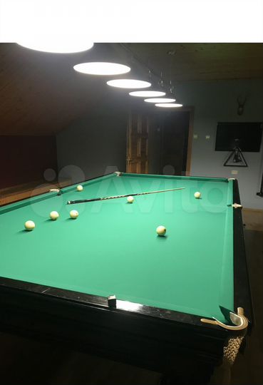 Дом 271 м² на участке 18,5 сот.