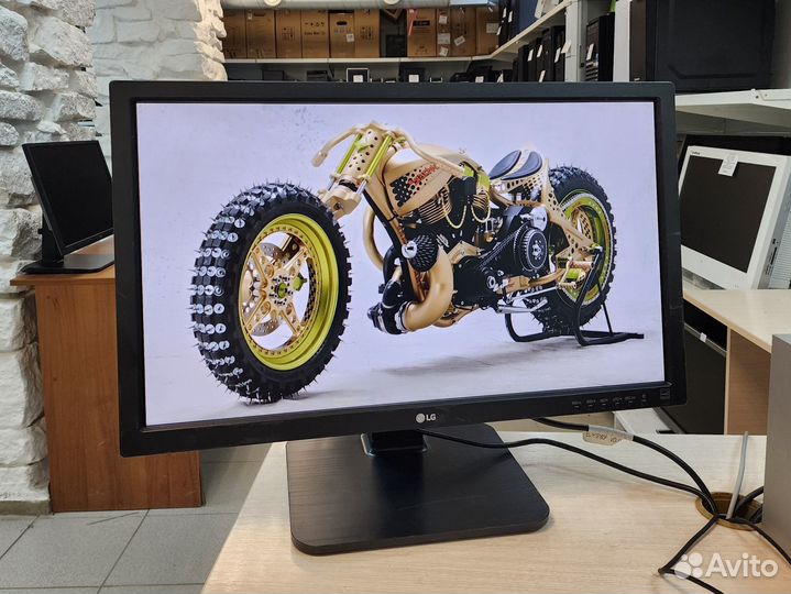 Монитор LG 24
