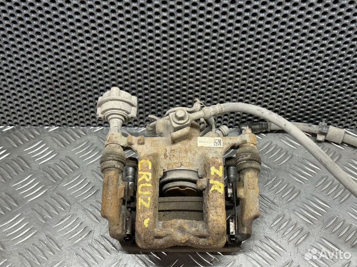 Суппорт задний правый Chevrolet Cruze J300