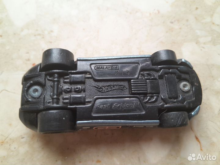 Hot wheels машинки коллекционные