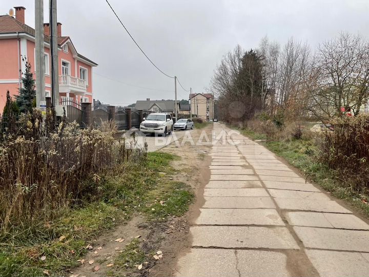 Дом 183 м² на участке 12 сот.