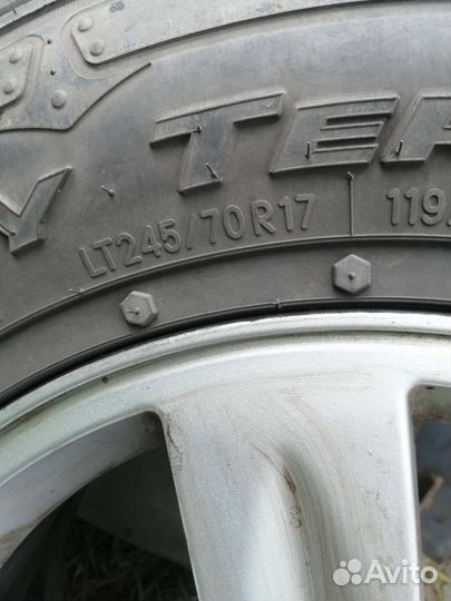 Колеса в сборе r17 летние