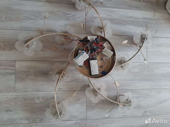 Люстра подвесная потол. фирм.неск.реж.света Чехия