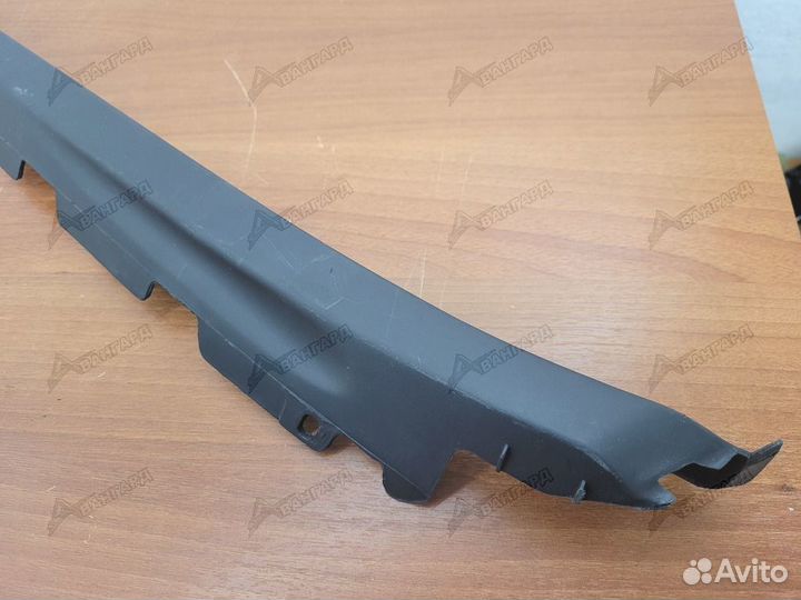 Молдинг лобового стекла правый Fiat Albea 02-12