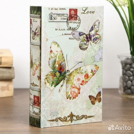 Шкатулка книга сейф деревянная с замком (новая)