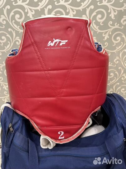 Форма и защита для тхэквондо