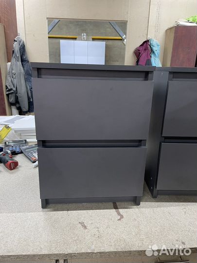 Тумба прикроватная