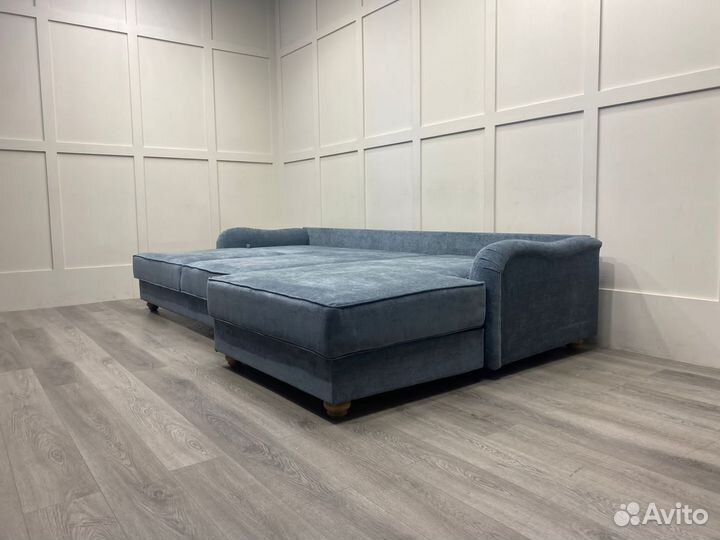 Диван с оттоманкой