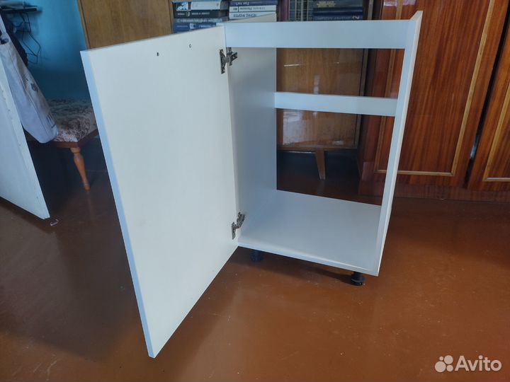 Шкафчик кухонный под раковину