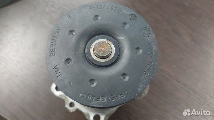 Помпа Bmw 525I E60 N52B25AF 2006