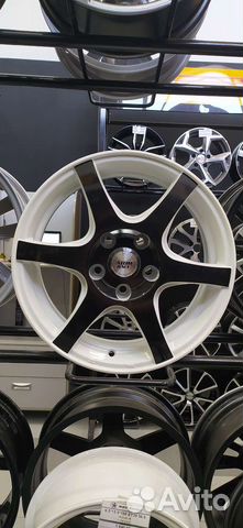 Литые диски r15 5*105 ET39 56.6