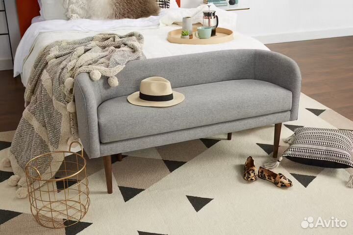 Банкетка прикроватная