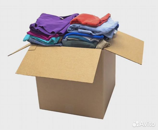 Вещи женские, коробка