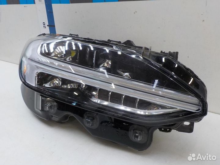 Фара правая Volvo V90/V90 Cross Country