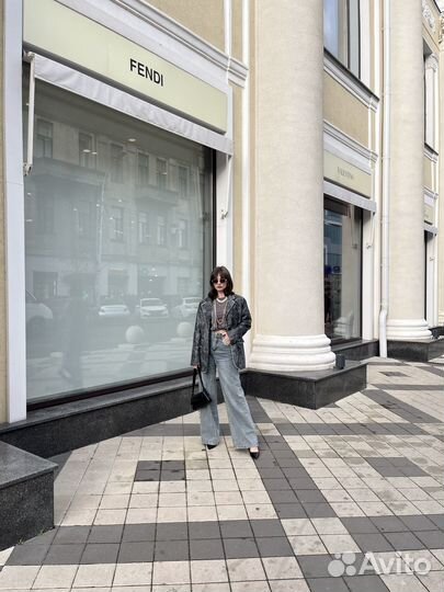 Стилист имиджмейкер