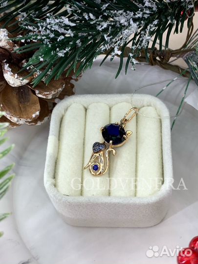 Золотая подвеска кошечка