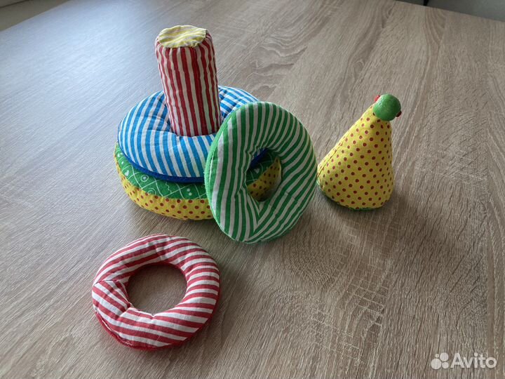 Развивающие игрушки Мякиши