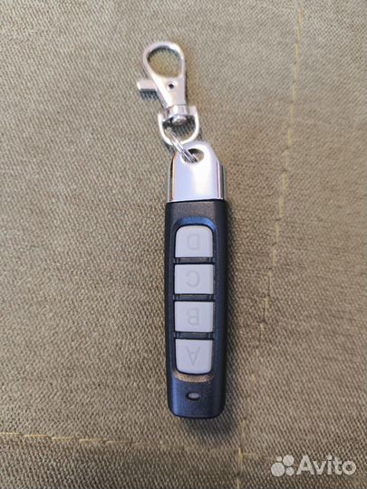 Пульт универсальный для ворот и шлагбаума