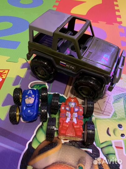 Машинки набором