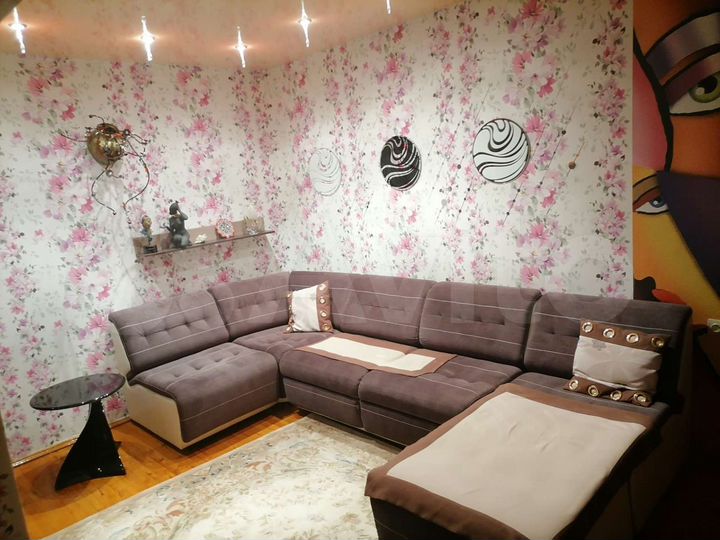 2-к. квартира, 52 м², 4/5 эт.