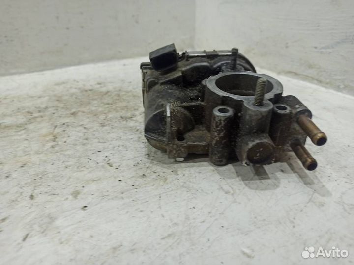 Дроссельная заслонка