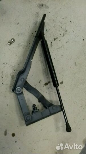 Петля капота петли багажника на 525 бмв е60