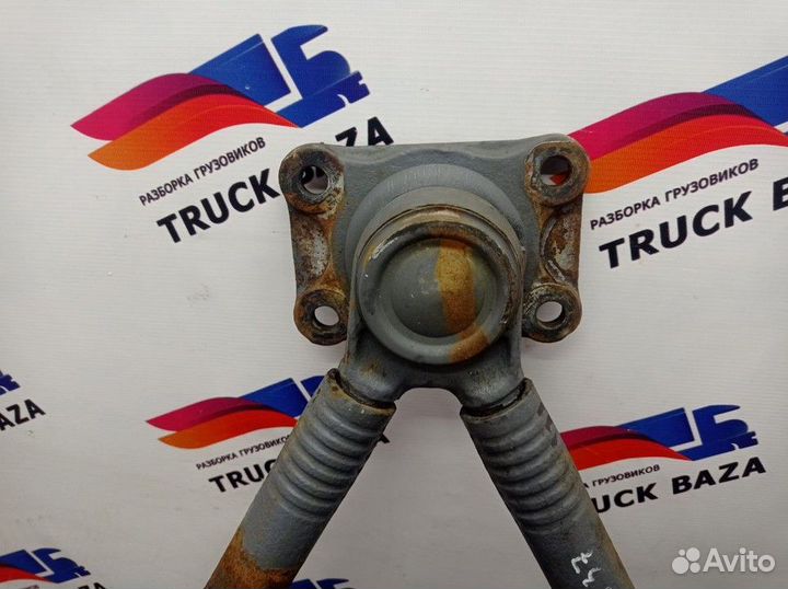 Тяга реактивная V-образная