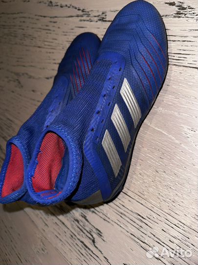Бутсы adidas predator