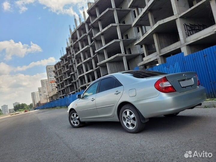 Toyota Camry 2.4 AT, 2003, 302 000 км