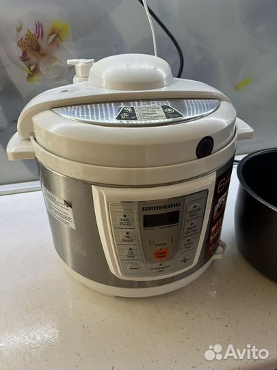 Мультварка Redmond rmc-pm4506