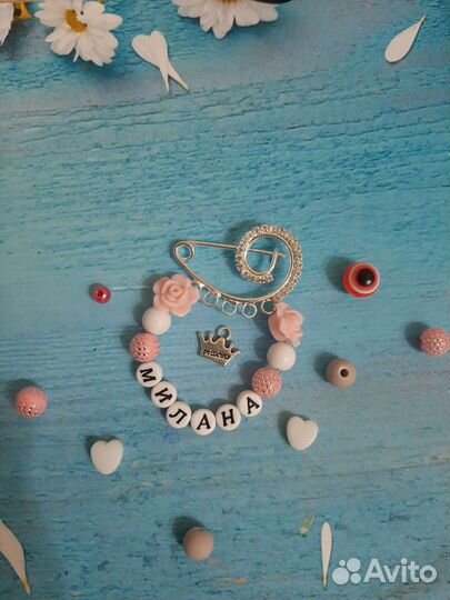 Именная булавка с метрикой ручной работы