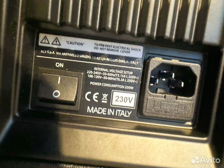 Активные колонки rcf