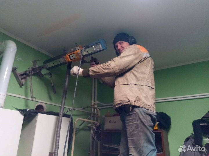 Алмазное бурение отверстий