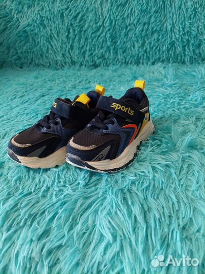 Кроссовки для мальчика